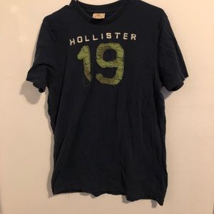 Hollister shirt {3/$25}